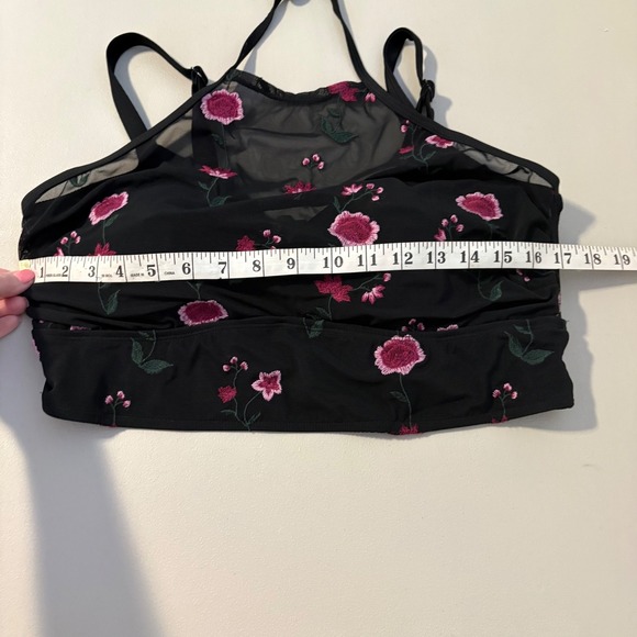 Torrid Blk Floral Embroidered Mesh High Neck Bikini Top Size 1 L Halter Swimwear - Picture 6 of 9